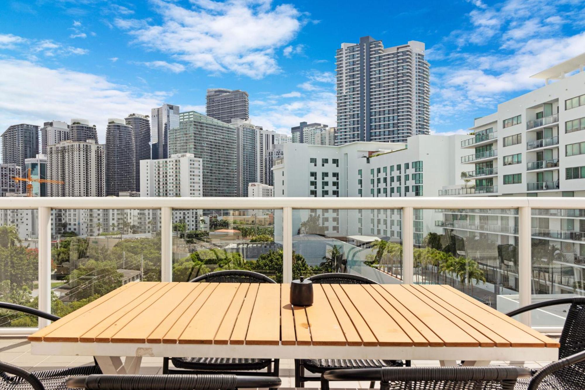 Апарт готель Roami At Habitat Brickell Маямі Екстер'єр фото